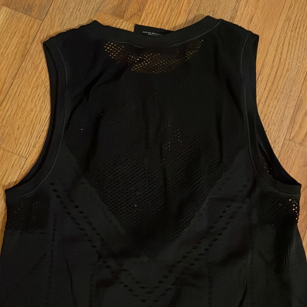 Tank top - Picture 3 of 5